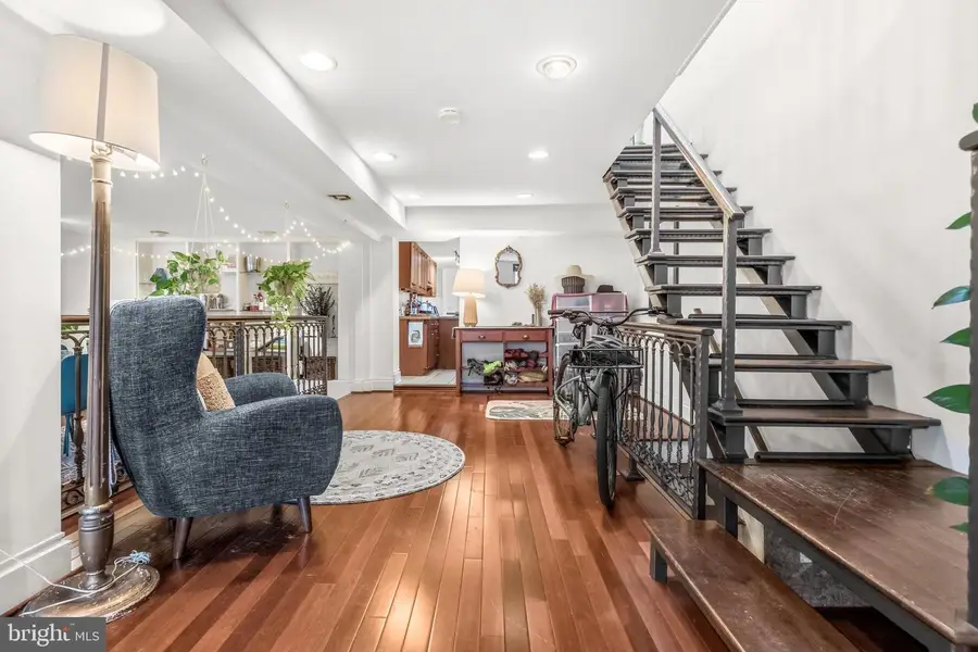 225 - 227 W Read St, Baltimore, MD 21201 - #2