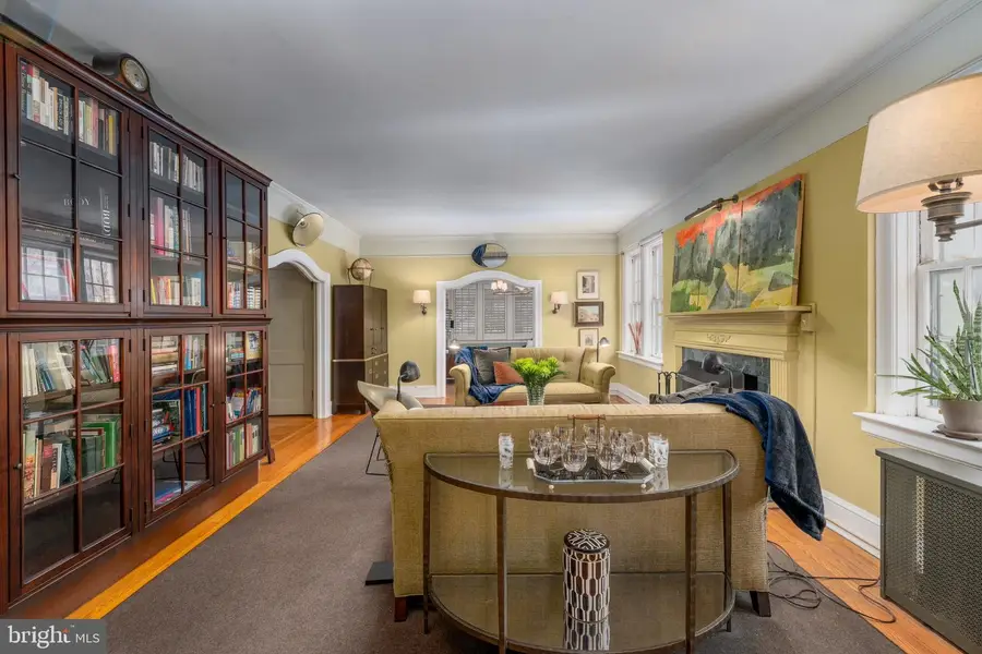 102 W 39th St #2a, Baltimore, MD 21210 - #3