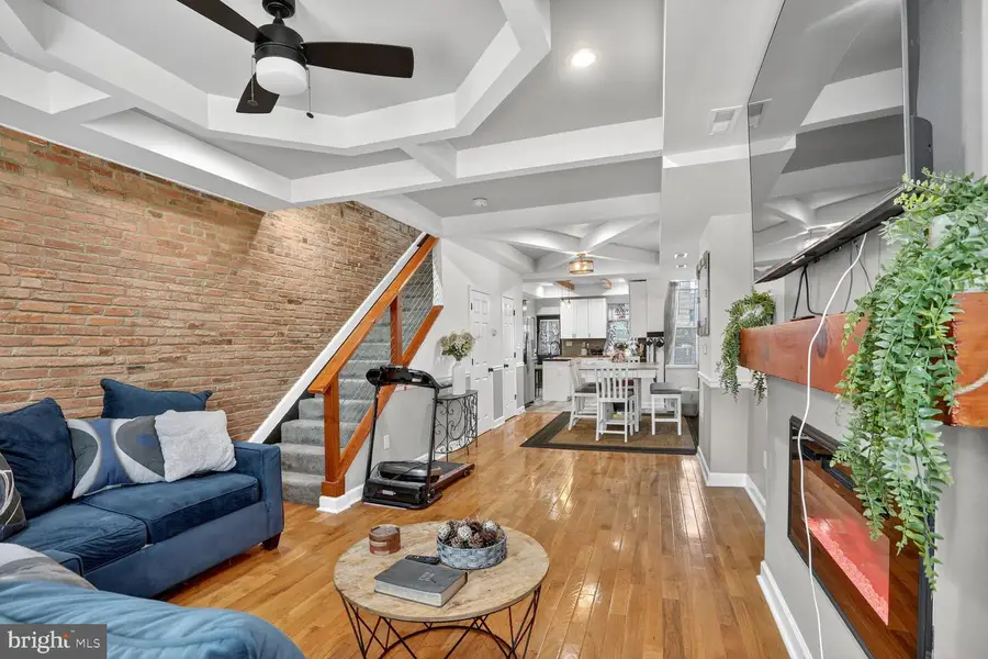 1502 E Hoffman St, Baltimore, MD 21213 - #3