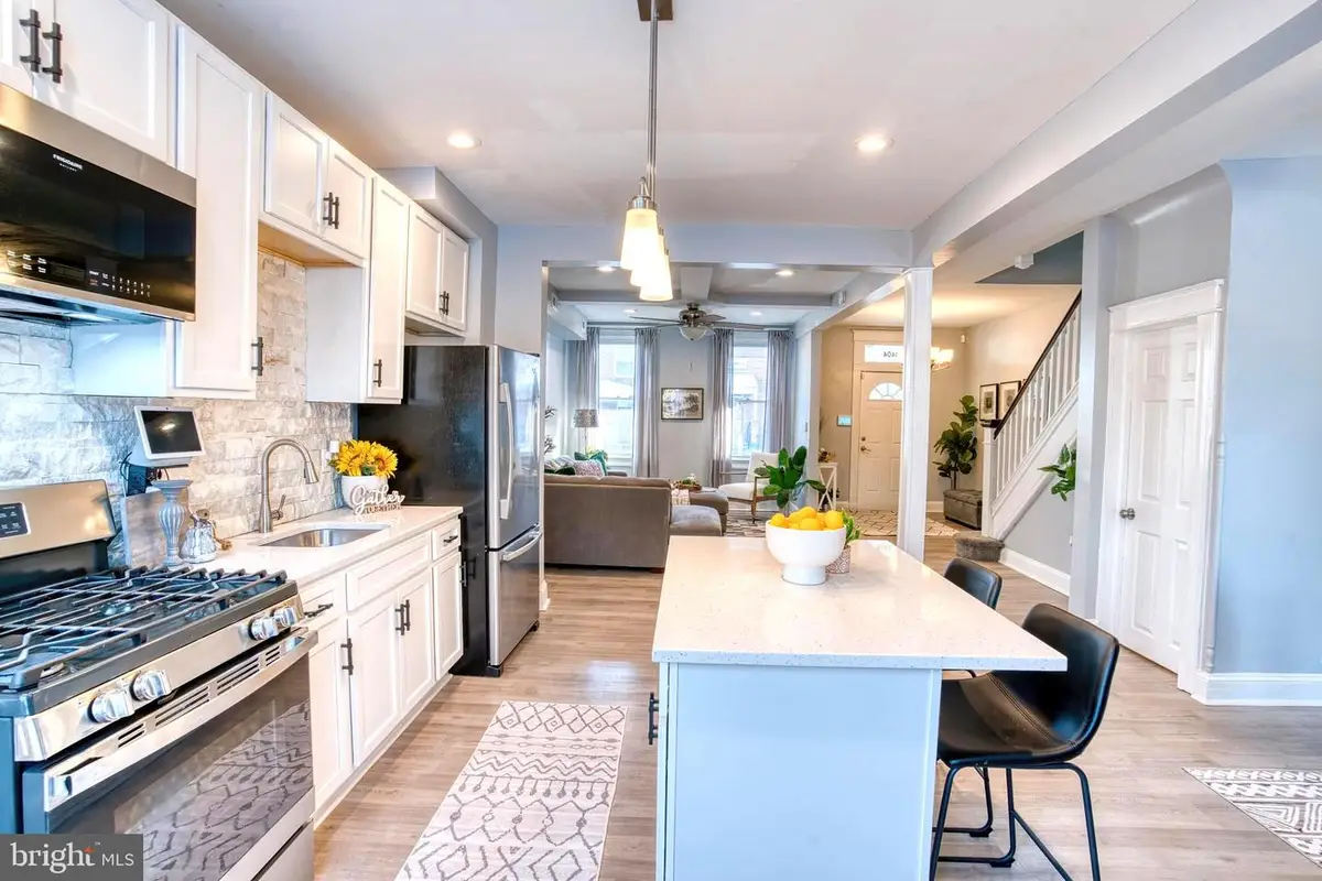 3404 W Franklin St, Baltimore, MD 21229 - #1