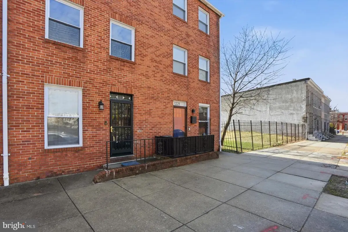 1223 E Oliver St, Baltimore, MD 21202 - #1