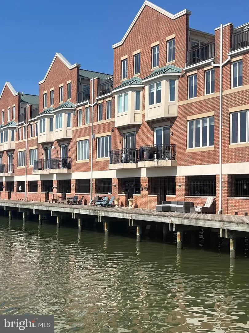 2327 Boston St #4, Baltimore, MD 21224 - #1