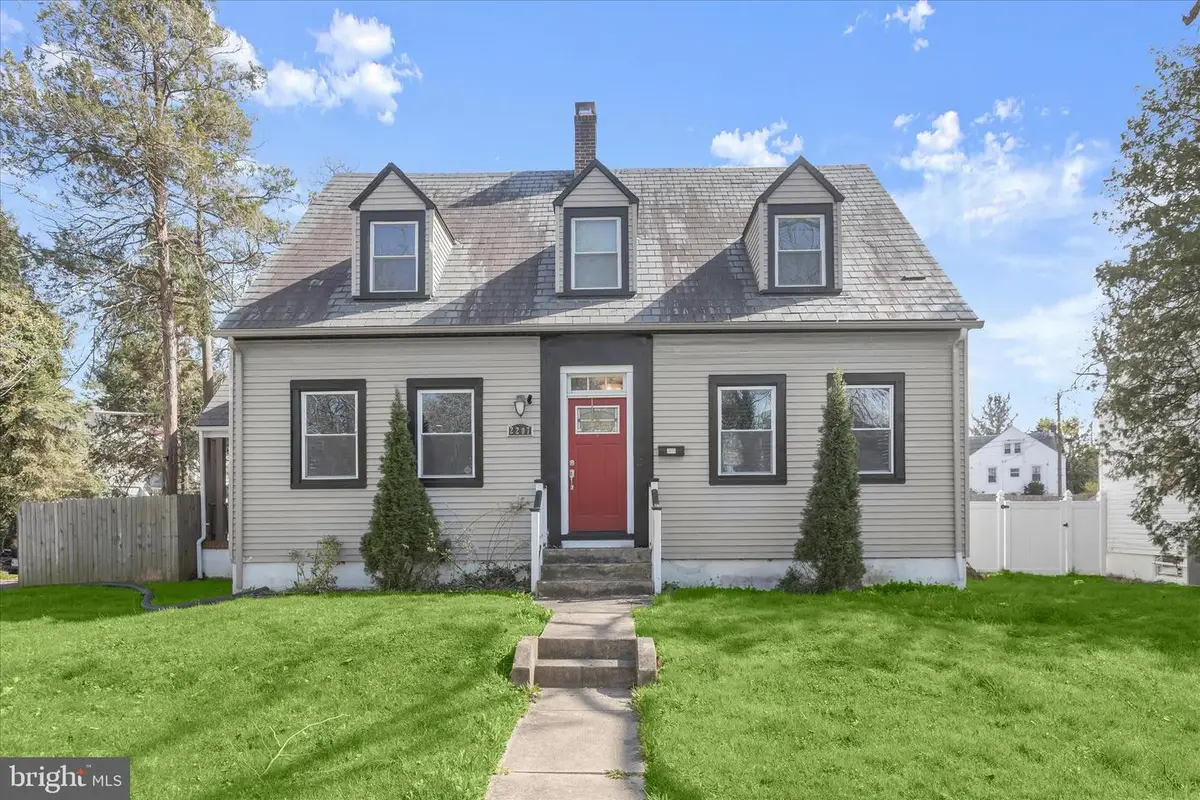 2207 Woodbourne Ave, Baltimore, MD 21214 - #1