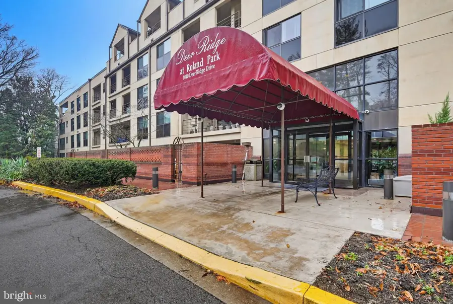 1040 Deer Ridge Dr #208, Baltimore, MD 21210 - #3