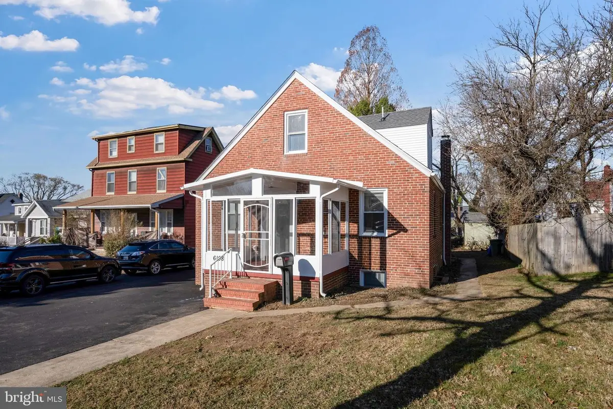 6108 Fair Oaks Ave, Baltimore, MD 21214 - #1