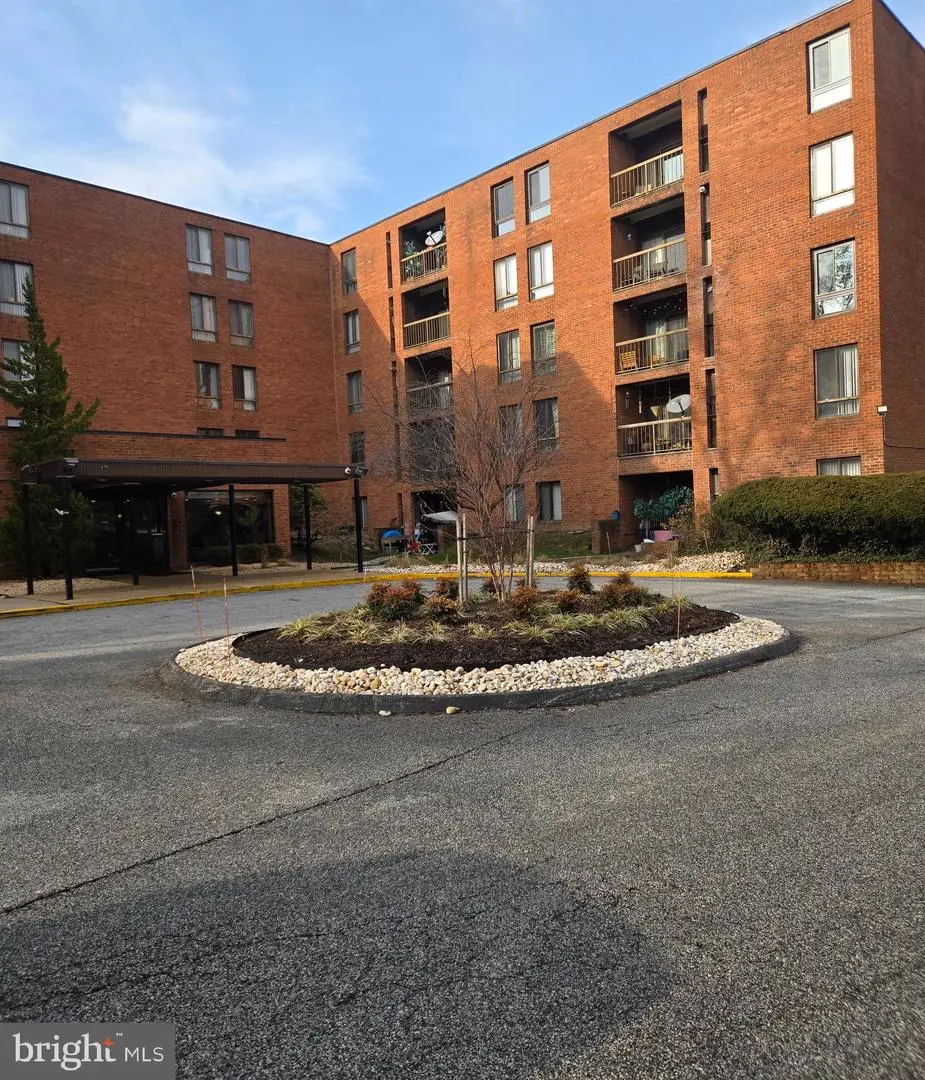 6711 Park Heights Ave #402, Baltimore, MD 21215 - #1