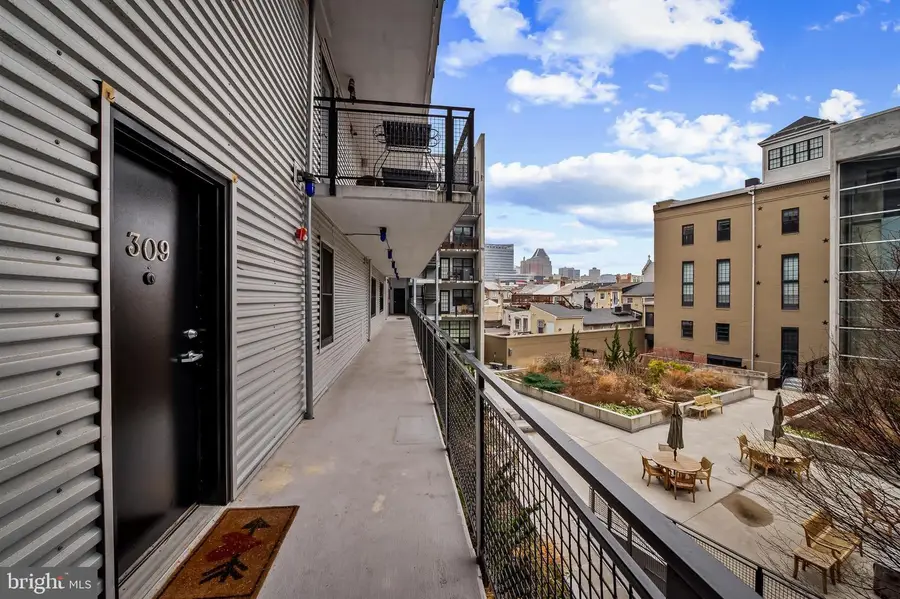 1220 Bank St #309, Baltimore, MD 21202 - #3