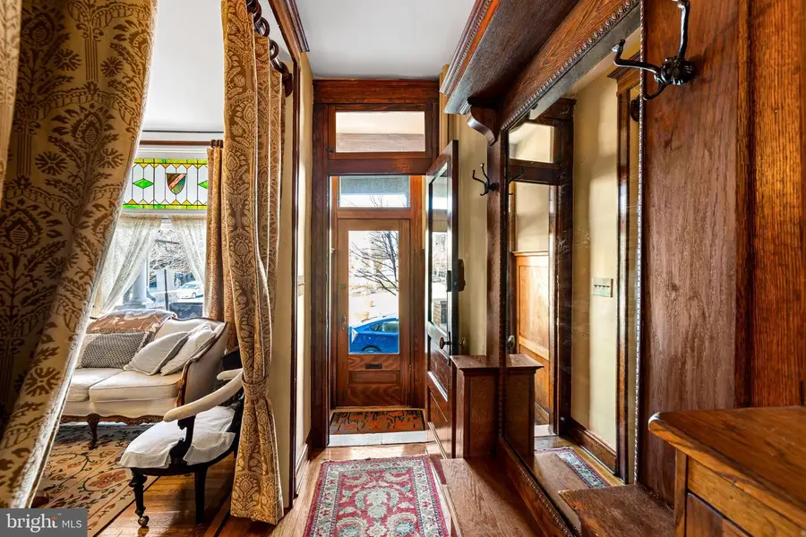 217 W 27th Street W, Baltimore, MD 21211 - #2