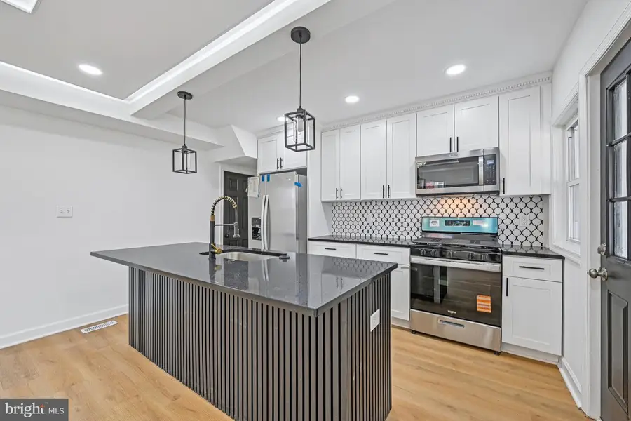 5110 Hillburn Ave, Baltimore, MD 21206 - #2