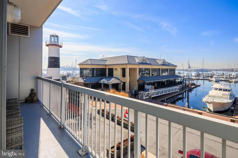 2772 Lighthouse Pt E #216, Baltimore, MD 21224 - #2