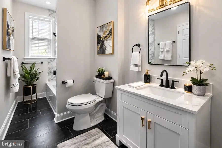 1724 E 25th St, Baltimore, MD 21213 - #3