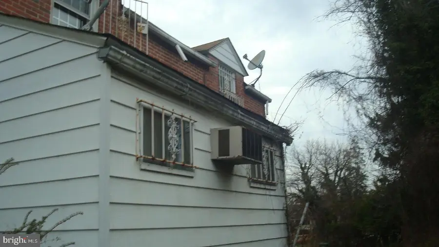 4208 Oakford Ave, Baltimore, MD 21215 - #3
