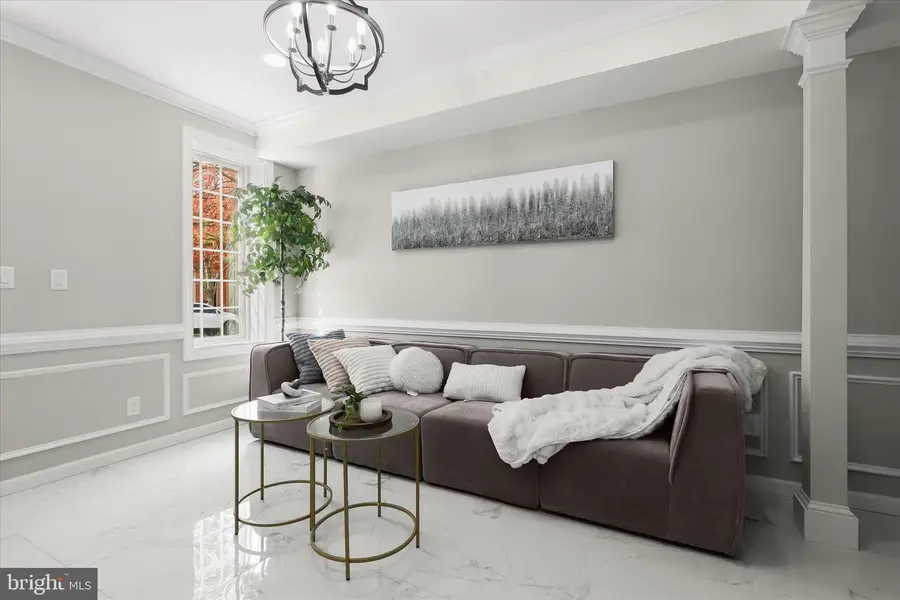 1015 S Kenwood Ave, Baltimore, MD 21224 - #3