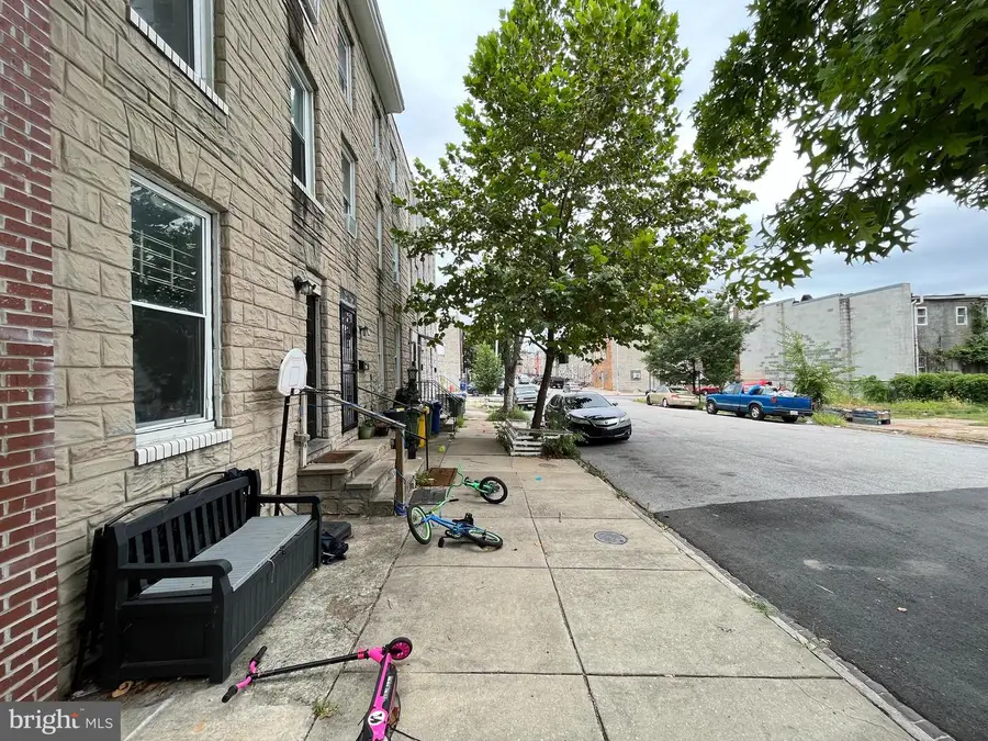 410 S Calhoun St, Baltimore, MD 21223 - #2