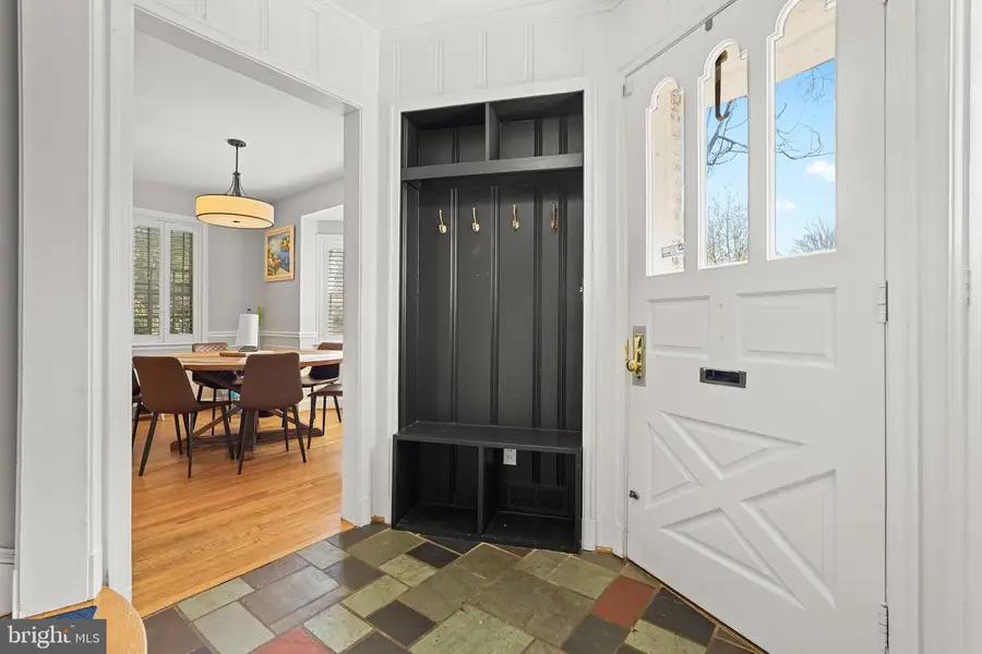 212 Saint Dunstans Rd, Baltimore, MD 21212 - #3