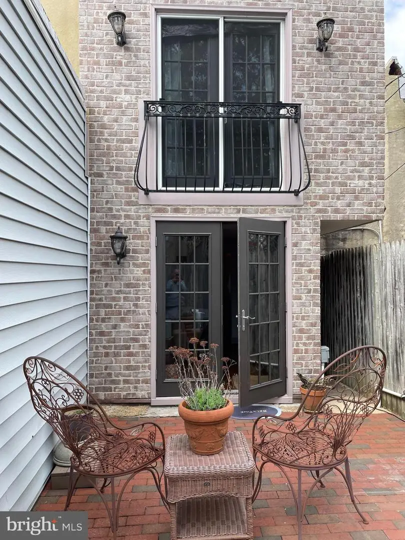 325 S Castle St, Baltimore, MD 21231 - #2