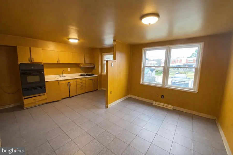 5410 Cedonia Ave, Baltimore, MD 21206 - #3