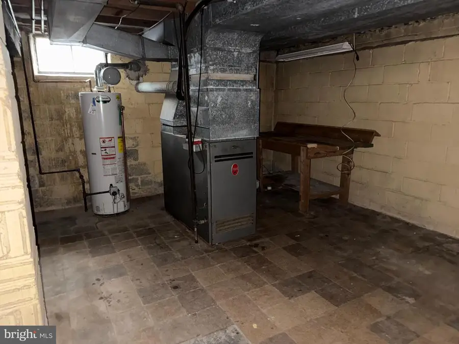 2713 Glen Ave, Baltimore, MD 21215 - #2