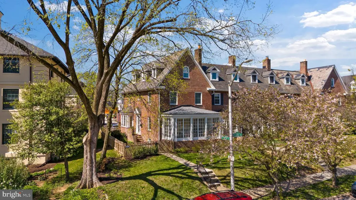 4302 Roland Ave, Baltimore, MD 21210 - #1