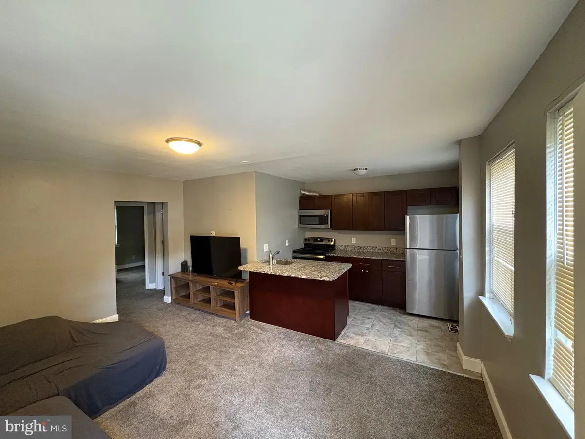 911 Saint Dunstans Rd, Baltimore, MD 21212 - #1