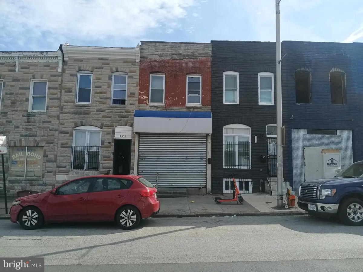 2535 E Monument St, Baltimore, MD 21205 - #1