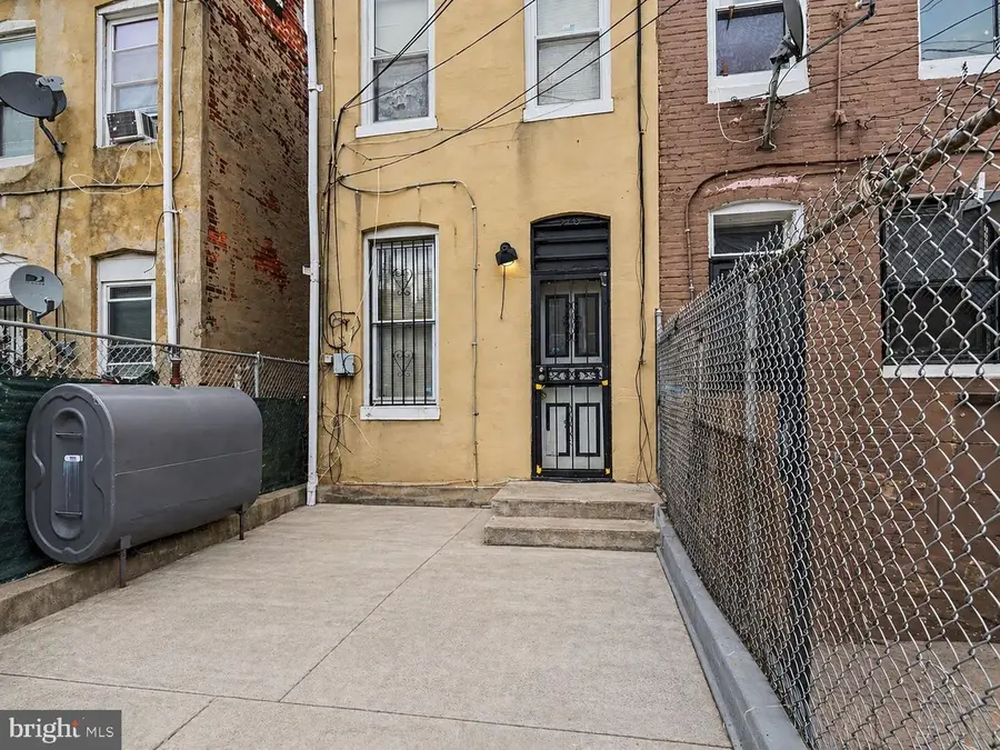 520 Sanford Pl, Baltimore, MD 21217 - #2
