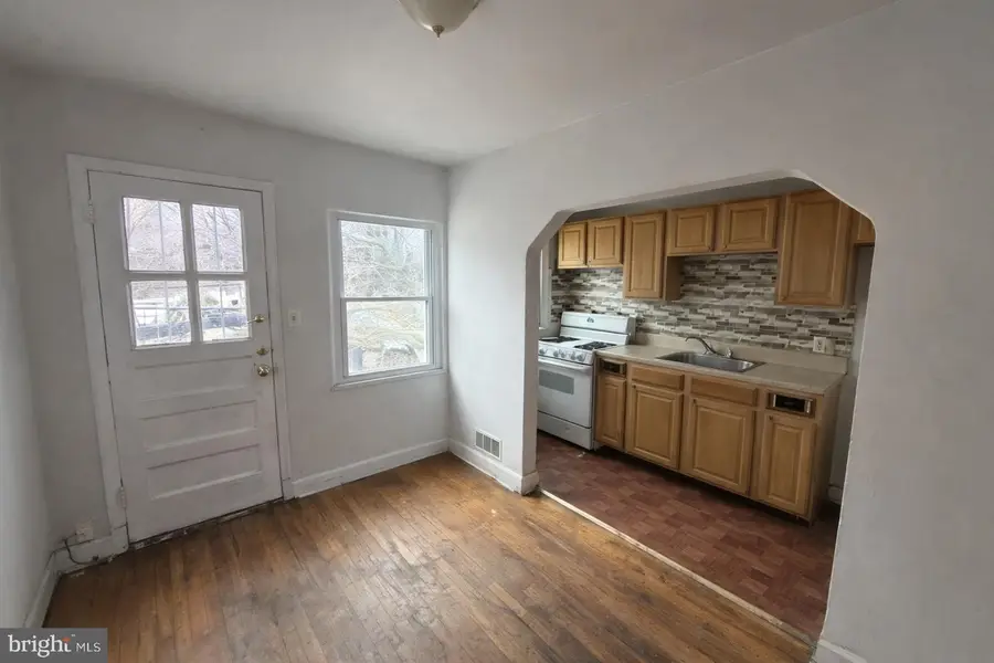 4013 Woodmere Ave, Baltimore, MD 21215 - #3