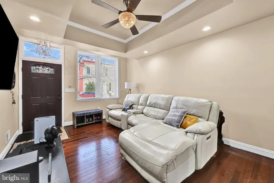 1401 E Lanvale St, Baltimore, MD 21213 - #3