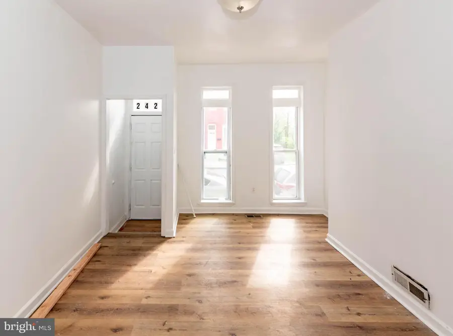 2426 Brentwood Ave, Baltimore, MD 21218 - #2