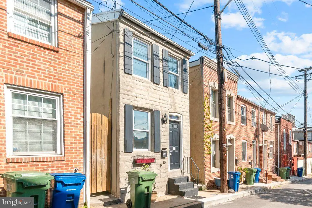 241 S Chapel St, Baltimore, MD 21231 - #1