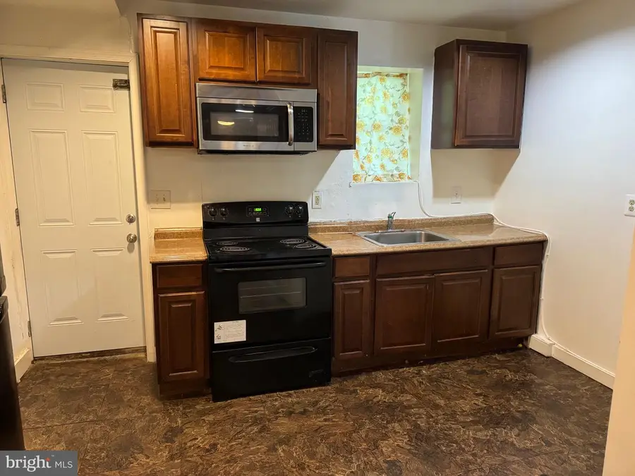 1532 Abbotston St, Baltimore, MD 21218 - #3