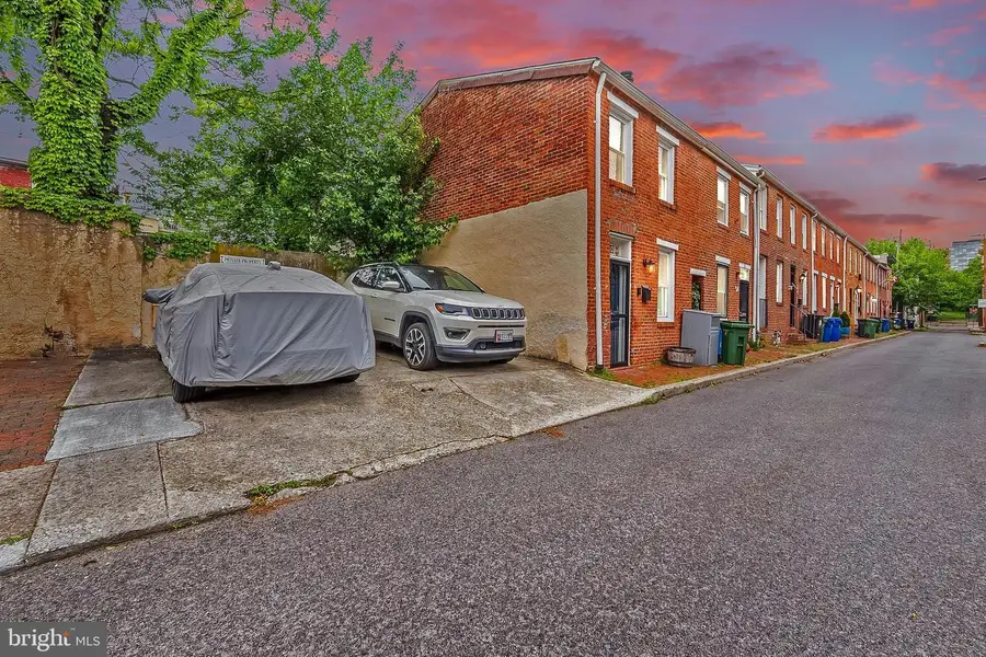 16 S Wolfe St, Baltimore, MD 21231 - #3