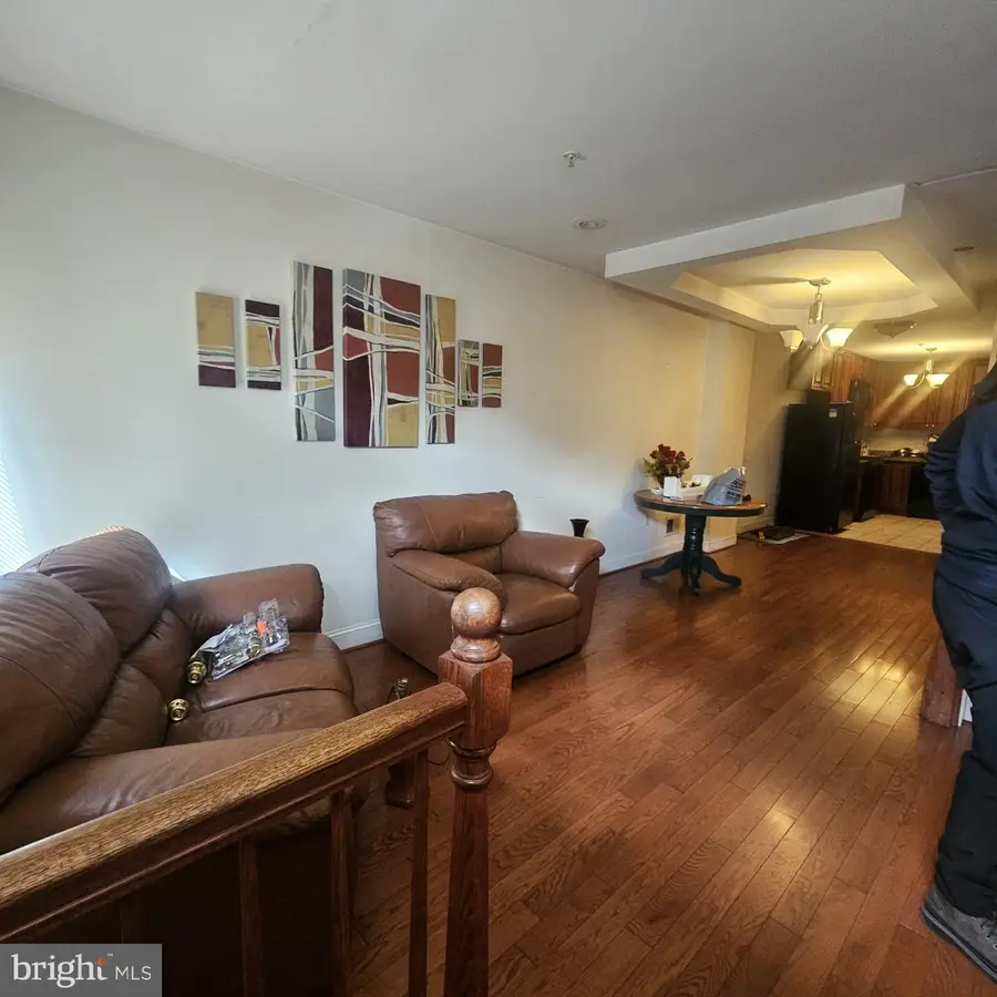 1121-1119 Mcdonogh St, Baltimore, MD 21213 - #3