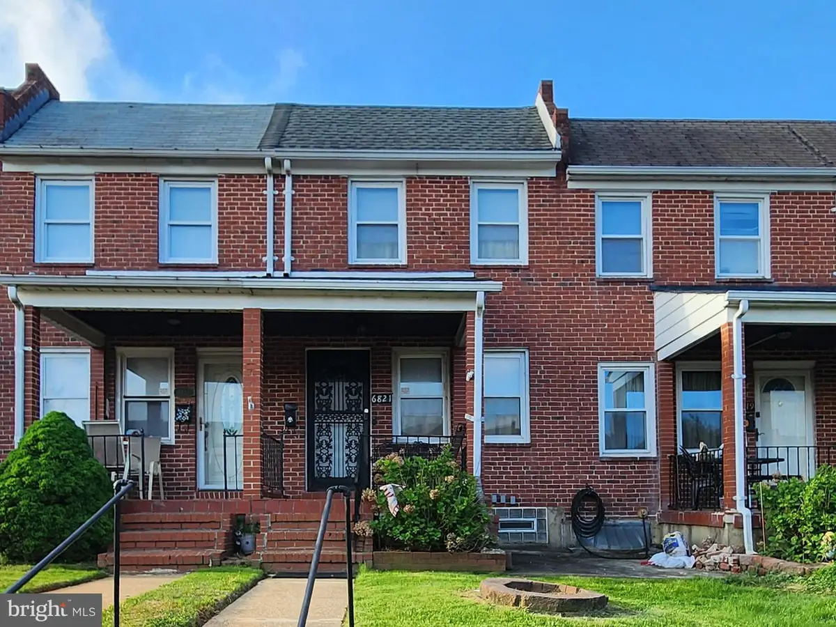 6821 Bank St, Baltimore, MD 21224 - #1