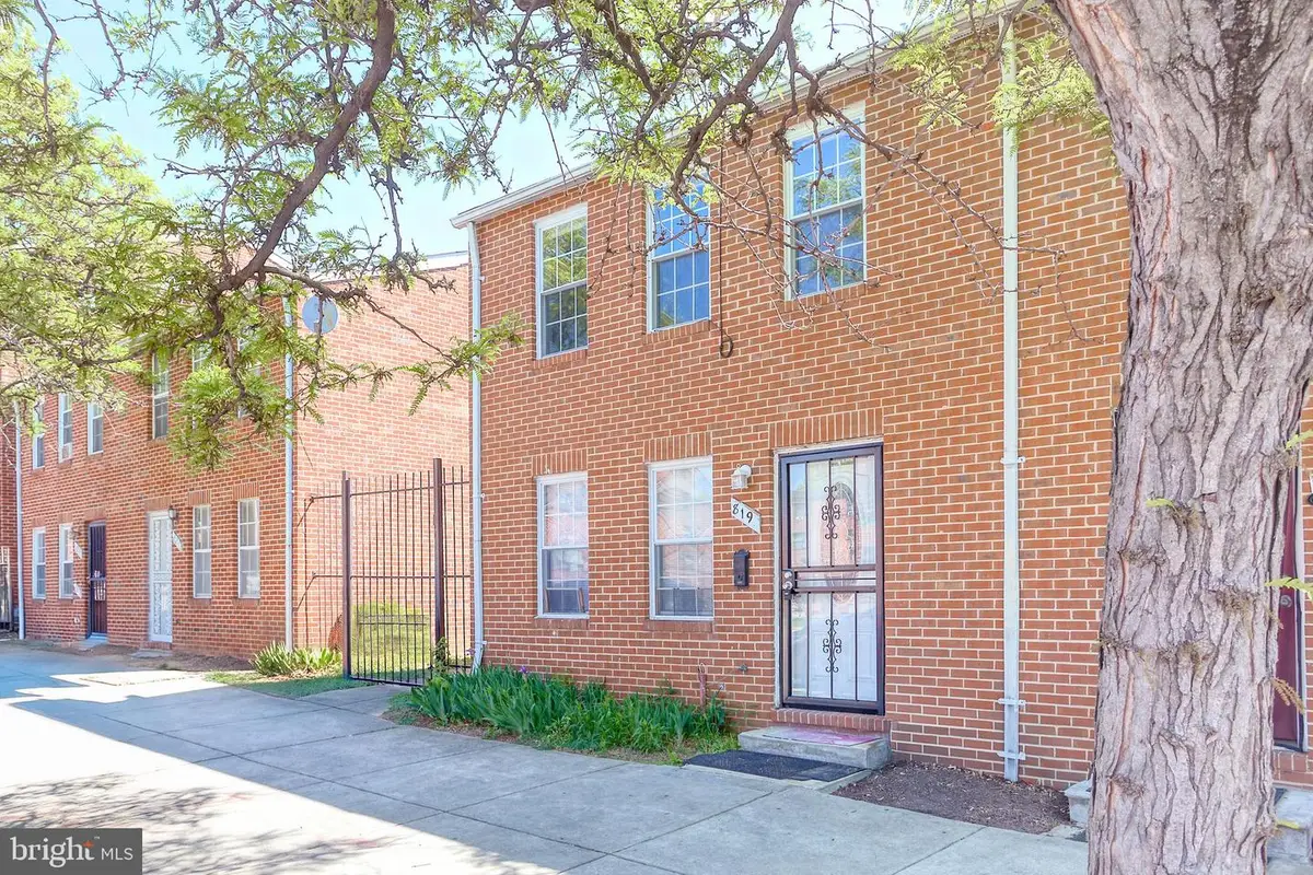819 Aisquith St, Baltimore, MD 21202 - #1