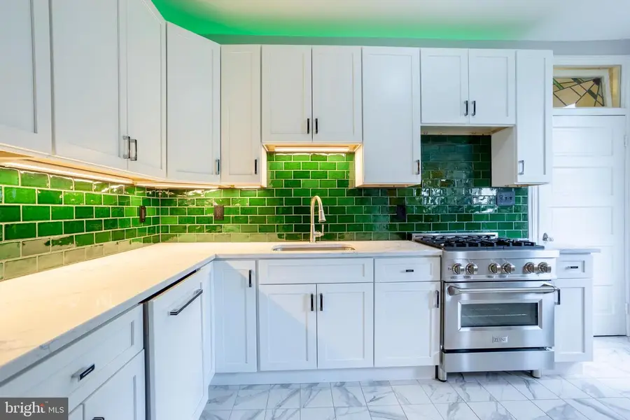 4307 Parkwood Ave, Baltimore, MD 21206 - #3