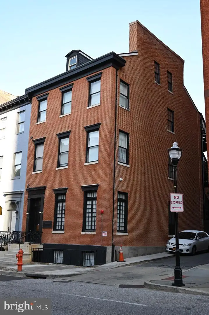 106 W Saratoga St, Baltimore, MD 21201 - #1