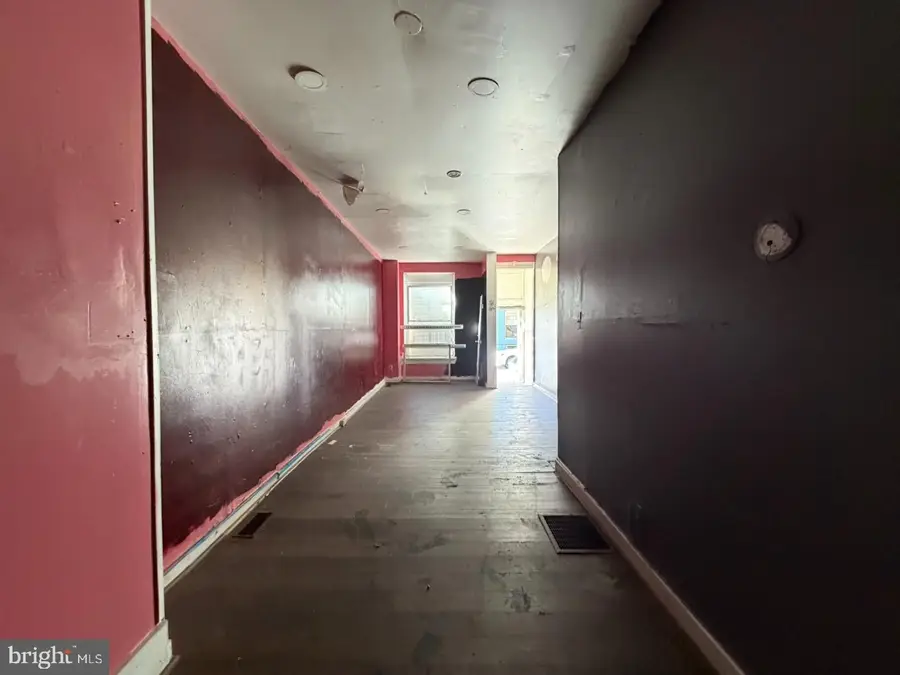 2422 Jefferson St, Baltimore, MD 21205 - #3