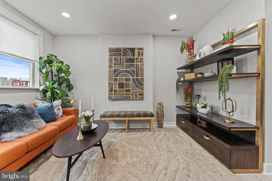 2022 W Fayette St, Baltimore, MD 21223 - #2