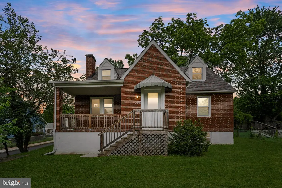 3212 Hamilton Ave, Baltimore, MD 21214 - #1