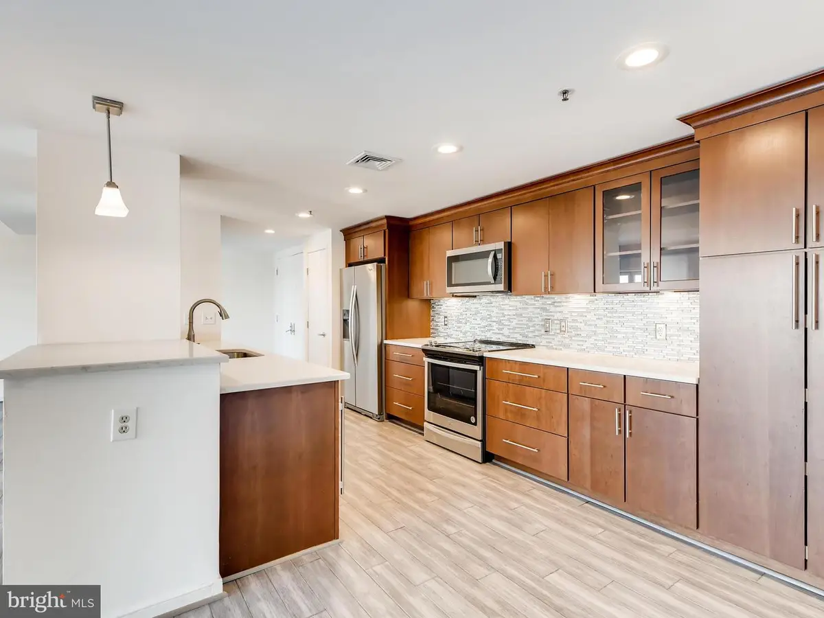 250 President St #509, Baltimore, MD 21202 - #1