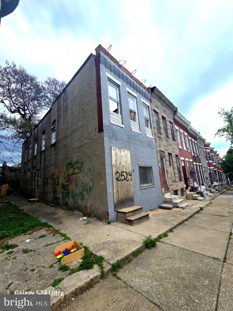 2524 W Fairmount Ave, Baltimore, MD 21223 - #2