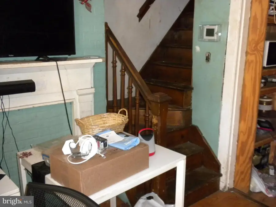 108 S Carey St, Baltimore, MD 21223 - #3