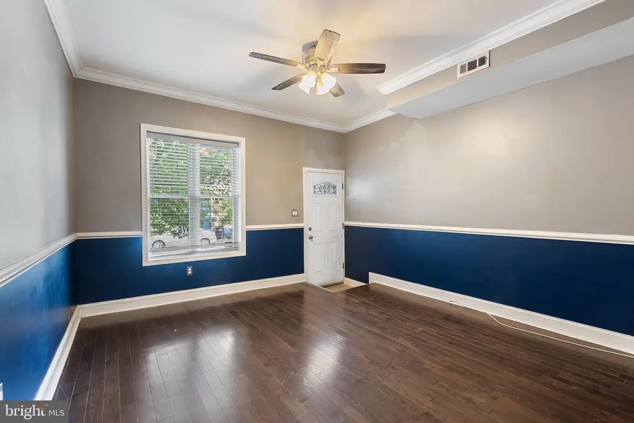 25 East N, Baltimore, MD 21224 - #3