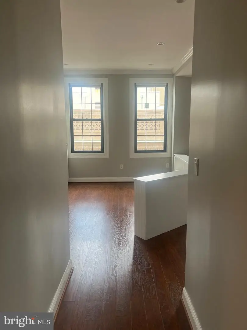 1 E Chase St #607, Baltimore, MD 21202 - #3