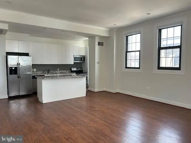 1 E Chase St #305, Baltimore, MD 21202 - #1