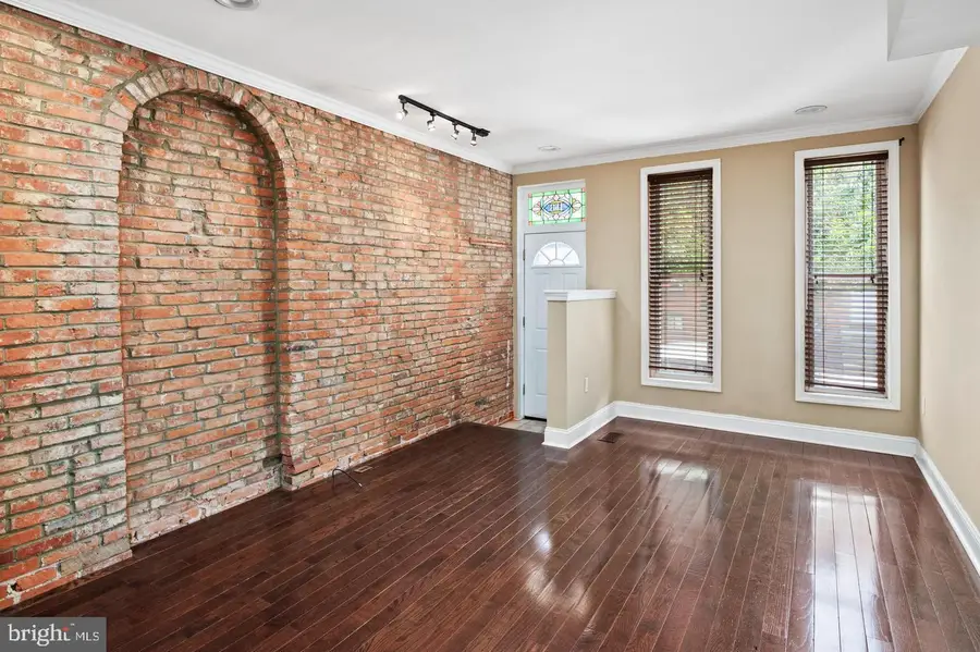 118 Burnett St, Baltimore, MD 21230 - #2