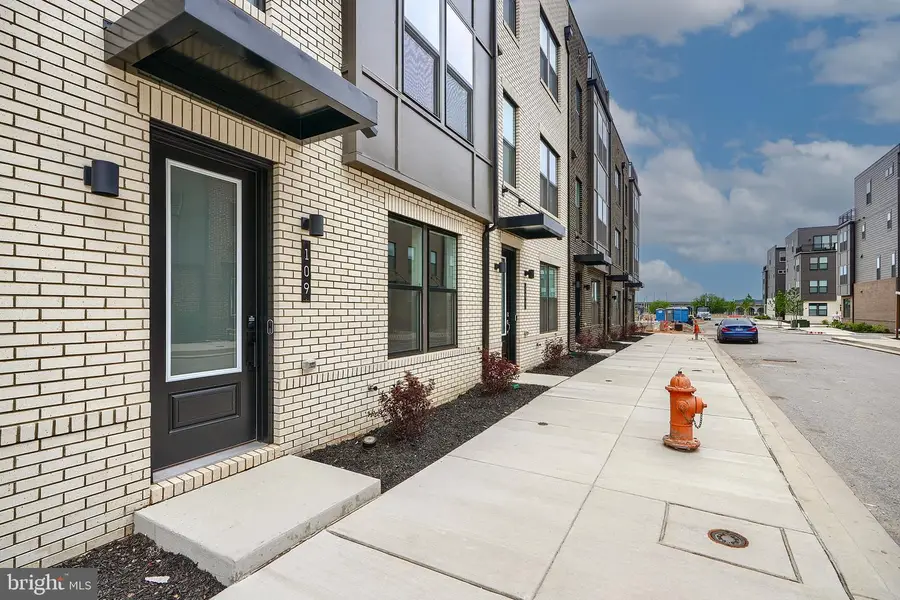 109 Glass Ln, Baltimore, MD 21230 - #2