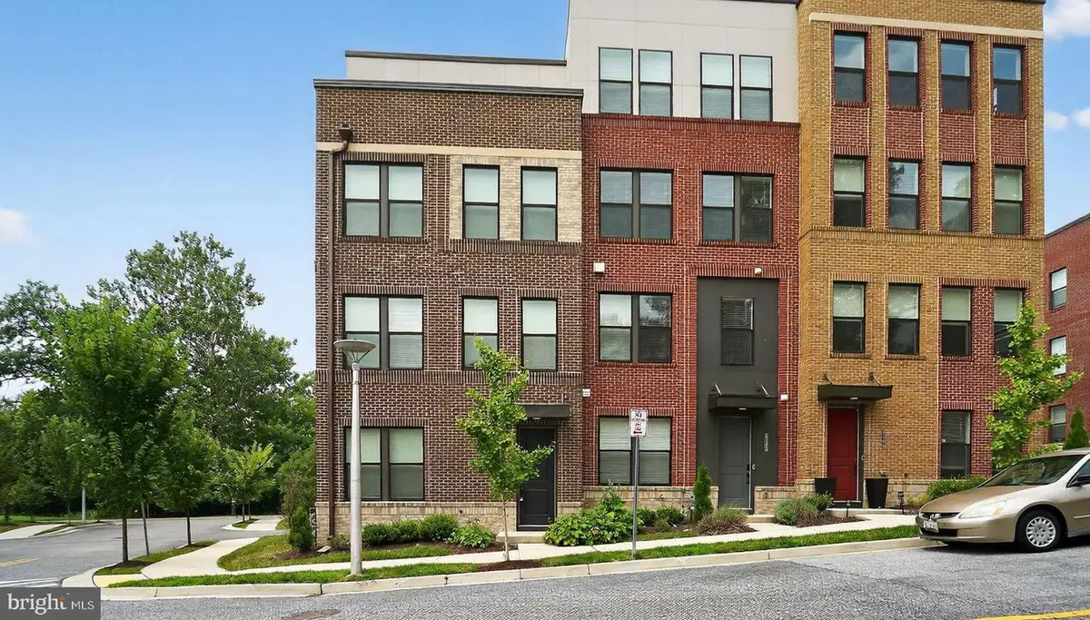 4341 Laplata Ave, Baltimore, MD 21211 - #1