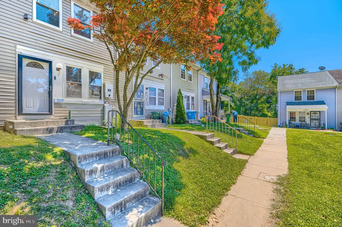 7 Cobber Ln, Baltimore, MD 21229 - #1